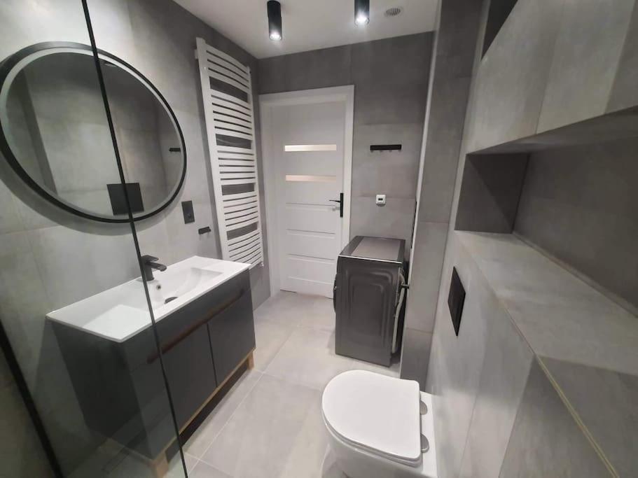 Mieszkanie W Nowoczesnym Halo Apartament W Centrum Wrocław Buitenkant foto