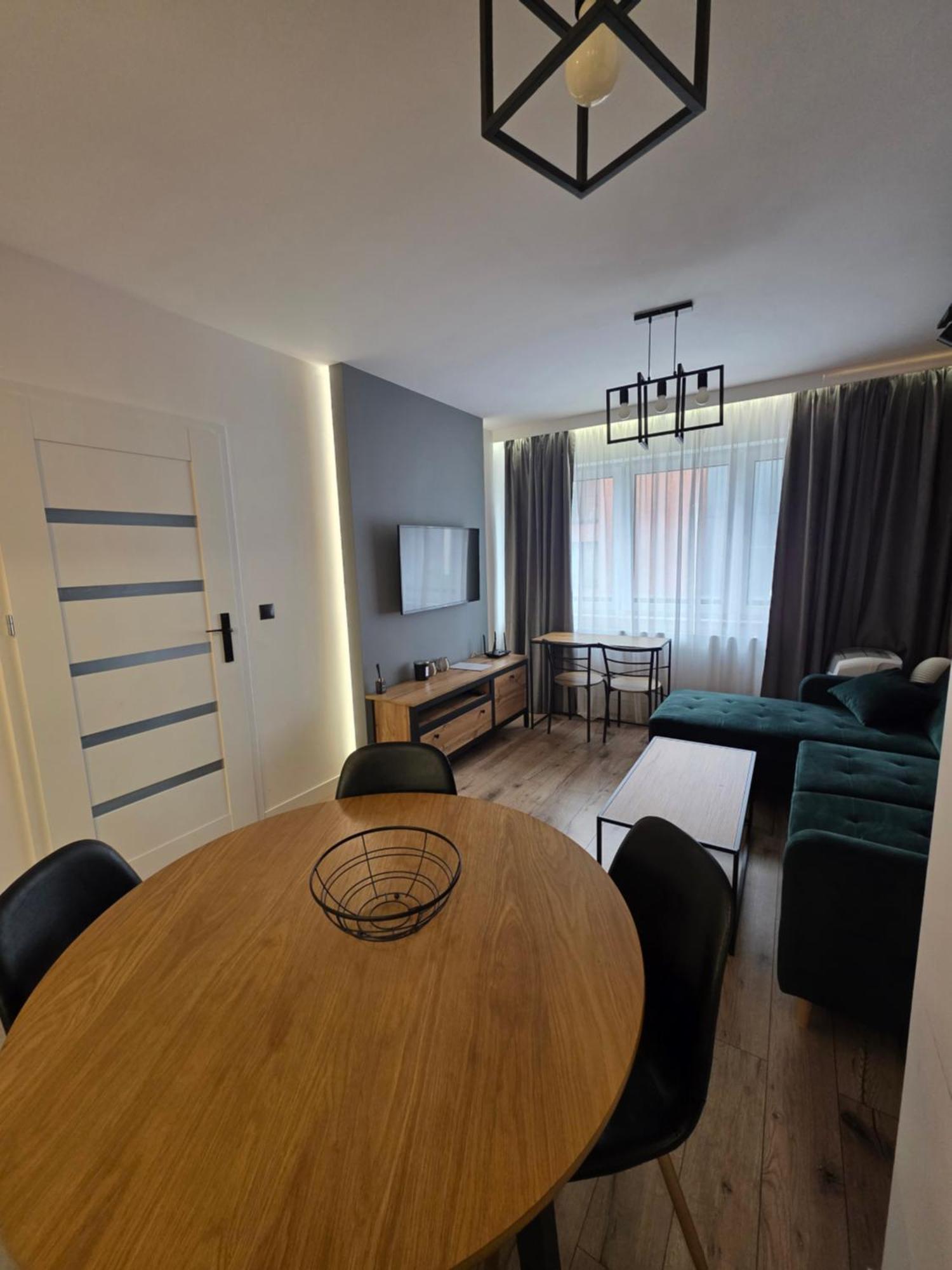 Mieszkanie W Nowoczesnym Halo Apartament W Centrum Wrocław Buitenkant foto